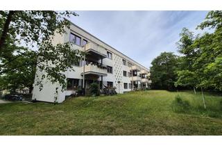 Wohnung kaufen in Südostallee 126, 12487 Johannisthal, Helle, moderne Dachgeschosswohnung mit Süd-Balkon und Waldblick