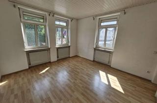 Wohnung mieten in Alt-Erlenbach 69, 60437 Nieder-Erlenbach, Großzügige 3,5 Zimmer Wohnung im Erdgeschoss in Nieder-Erlenbach, Achtung, Durchgangszimmer!
