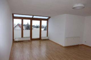 Wohnung mieten in 09337 Hohenstein-Ernstthal, Grosszügige 2-Raumwohnung mit EBK, Terrasse und Garage (Ottostraße)