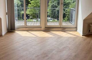Wohnung mieten in Kiehn'sche Koppel 32, 21465 Wentorf, Lichtdurchflutete 3-Zimmer-Dachgeschosswohnung mit großem Südbalkon