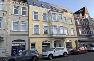 Wohnung mieten in Christianstraße 30, 24534 Innenstadt, 3-Zimmer-Altbauwohnung mit Holzdielen und großzügigem Balkon in zentraler Innenstadtlage