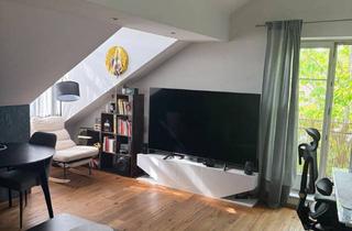 Wohnung mieten in 81827 Trudering-Riem, Modernisierte 2,5-Raum-Wohnung mit Balkon und Einbauküche in München