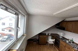 Wohnung mieten in Allensteinerstraße, 66877 Ramstein-Miesenbach, 2-Raum-DG-Wohnung mit Einbauküche in Ramstein-Miesenbach