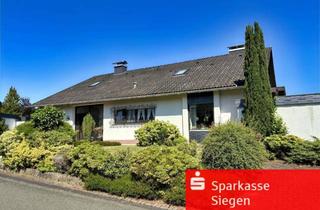 Einfamilienhaus kaufen in 57258 Freudenberg, Großzügiges Einfamilienhaus mit tollem Grundstück und Garage in ruhiger Lage von Freudenberg-Alchen