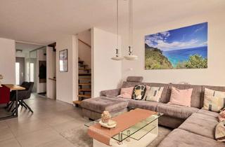 Haus kaufen in 73630 Remshalden, familienfreundliche Immobilie in zweiter Reihe mit Carport, Tageslichtbadezimmer und Terrasse