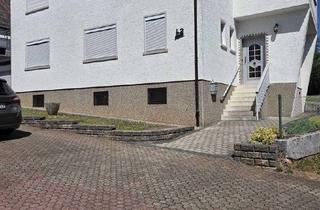 Haus kaufen in 66578 Schiffweiler, Provisionsfrei: Freistehendes Zweifamilienhaus, unterkellert, Garage & Garten in 66578 Heiligenwald