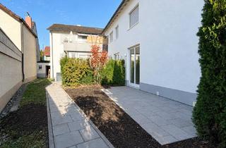 Wohnung kaufen in 78476 Allensbach, Bezugsfreie 3-Zimmer-Wohnung mit Privat Garten Terrasse/ Südausrichtung / Zentrum/ Seenähe