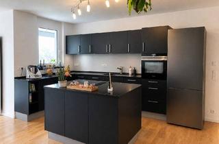 Wohnung kaufen in 67071 Ludwigshafen, Moderne gehbehindertengerechte 122 m² Erdgeschosswohnung mit 250m² Garten in Ludwigshafen-Melm