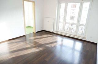 Wohnung mieten in Lutherstr. 20, 09126 Chemnitz, Frei ab 1.10.26 - TOP Whg. im 2.OG - Bad mit Fenster - WG-gerecht**