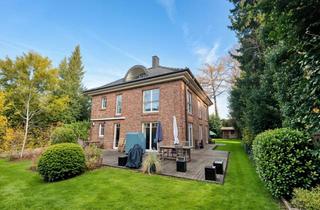Villa kaufen in 22559 Hamburg, Hanseatische "Kaffeemühle" in traumhafter Lage von Hamburg-Rissen