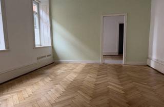 Wohnung mieten in 24768 Rendsburg, Sanierter Altbaue trifft moderne Eleganz: Hochparterre-Wohnung An der Marienkirche 5 in Rendsburg