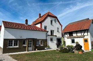 Haus kaufen in 63128 Dietzenbach, Dietzenbach - Attraktives Wohnhaus mit Garten und separaten Einheiten