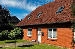 Haus kaufen in 19288 Ludwigslust, Ludwigslust - Altes Landhaus mit 2.000 m² Garten