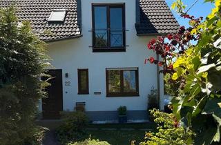 Haus kaufen in 51491 Overath, Overath - Haus Overath EBK großer Garten Teich Kamin Pool Garage BAB nah