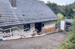 Einfamilienhaus kaufen in 53562 St. Katharinen, Sankt Katharinen - Einfamilienhaus mit Einliegerwohnung