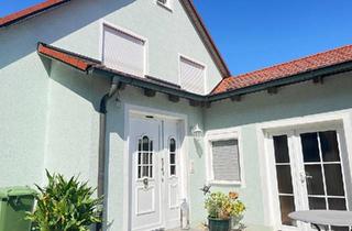 Haus kaufen in 93128 Regenstauf, Regenstauf - Freistehendes EFH mit gr. barrierefreier ELW