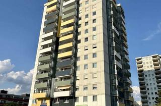 Wohnung kaufen in Birkenwaldstraße 1-3, 63179 Obertshausen, **Über den Dächern Obertshausen's - 3 ZKB renoviert und leerstehend**