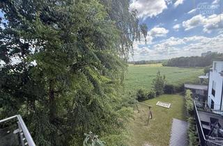 Wohnung kaufen in 85570 Markt Schwaben, Schöne helle Dachgeschosswohnung mit Panorama Fenster & Panorama Balkon mit Blick ins Grüne