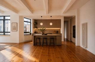 Loft kaufen in 10551 Berlin, Loftcharakter im Gründerzeitgebäude — Viel Fläche zum Gestalten im dritten Hinterhof in bester Lage