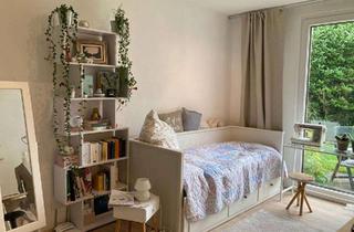 Wohnung kaufen in 52070 Aachen, Sonnige, gepflegte 1-Zimmer-Wohnung mit Terrasse, direktem Gartenzugang und Pantryküche