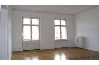 Wohnung kaufen in Schillerstraße 21, 10625 Charlottenburg, 84 qm Zwei Zimmer Altbauwohnung in Charlottenburg