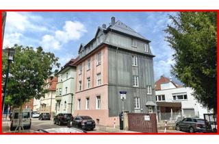 Wohnung kaufen in 71638 Ludwigsburg, Über den Dächern von Ludwigsburg - Altbau-Maisonette mit Galerie und privatem Freiraum