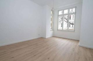 Wohnung mieten in Olvenstedter Straße 29, 39108 Stadtfeld Ost, 4 Raum Wohnung !!!! 2 Balkone, 2 Bäder, Fußbodenheizung, Stellplatz, Tageslichtbad!