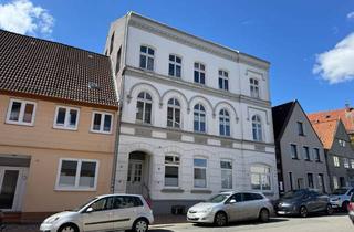 Wohnung mieten in 24837 Schleswig, Schleswig: Großzügiges Wohnen in ruhiger Innenhoflage – Licht, Komfort und Wohnqualität