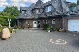 Wohnung mieten in Kircheiber Straße 14, 53783 Eitorf, Exklusives Wohnen im Landschlösschen – stilvolle Dachgeschosswohnung mit großer Dachterrasse