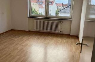 Wohnung mieten in Frankfurter Str. 75A, 34121 Süd, Zentrale 3-Zimmer-Wohnung mit Küche, Bad und Balkon