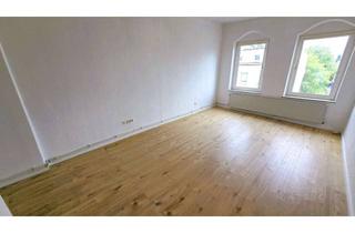 Wohnung mieten in 26384 Heppens, Großzügige Etagenwohnung mit Balkon und neuer Einbauküche