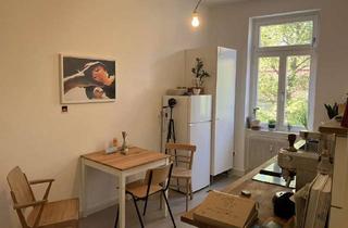 Wohnung mieten in 64289 Darmstadt, Martinsviertel/Uni: Geräumige 1-Zi.-Altbau-Whg. mit Wohnküche und EBK