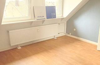 Wohnung mieten in Einsteinstraße 34, 52134 Herzogenrath, Kompakte 2-Zimmer-Dachgeschoss in Herzogenrath-Kohlscheid