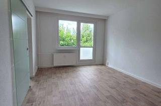Wohnung mieten in Keplerstraße 6a, 19063 Mueßer Holz, gut geschnittene 3-Raum-Wohnung mit Balkon und Wannenbad