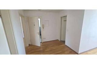 Wohnung mieten in Lessingstraße 41, 40227 Oberbilk, Zwei Zimmer in Oberbilk: Helle Dachgeschosswohnung in zentraler Lage
