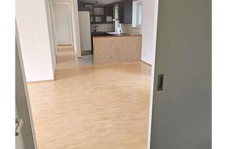 Wohnung mieten in Smaragdstraße, 80995 Feldmoching-Hasenbergl, Alltagstaugliche 4-Zimmer-Wohnung in Feldmoching