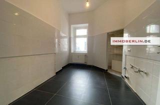 Wohnung kaufen in 13359 Berlin, IMMOBERLIN.DE - Frisch sanierte vermietete Altbauwohnung in angenehmer Stadtlage