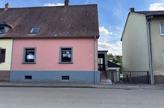 Doppelhaushälfte kaufen in 66887 Rammelsbach, Ein Haus mit Geschichte – bereit für neue Erinnerungen