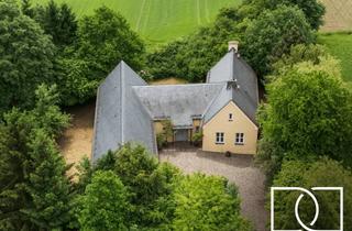 Haus kaufen in 95126 Schwarzenbach a d Saale, Traumhafte Alleinlage! Barrierearmer Bungalow mit Schwimmbad, Keller und 2.951m² Grundstück