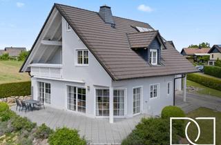 Haus kaufen in 95503 Hummeltal, Luxus pur & Fernblick! Hochwertiges Anwesen mit tollem Garten, Traumterrasse und ELW nahe Bayreuth