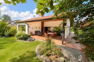 Einfamilienhaus kaufen in Am Berg, 64625 Bensheim, Großzügiges Einfamilienhaus mit viel Potenzial