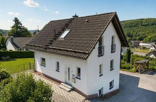 Einfamilienhaus kaufen in 59846 Sundern, Familienfreundliches Einfamilienhaus mit Garten in ruhiger Lage von Sundern-Stemel
