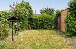 Doppelhaushälfte kaufen in 40468 Unterrath, Doppelhaushälfte, mit Garage und Garten in der begehrten Vogelsiedlung von Düsseldorf-Unterrath