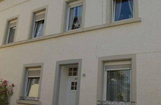 Haus kaufen in 56820 Senheim, "WOHNEN IN IDYLLISCHEM MOSELORT - GERÄUMIGES WOHNHAUS MIT GROSSER GARAGE"