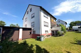 Haus kaufen in 91575 Windsbach, Reserviert: Zweifamilienhaus mit 2 Garagen, Garten & Ausbaupotenzial im Dachgeschoss