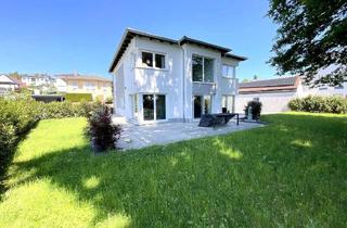 Einfamilienhaus kaufen in 91166 Georgensgmünd, Wohnen der Extraklasse in Georgensgmünd: neuwertiges, freistehendes Einfamilienhaus mit Pool