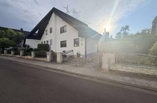 Doppelhaushälfte kaufen in 65719 Hofheim am Taunus, Familienidylle am Feldrand – Stilvolle Doppelhaushälfte laufend modernisiert!