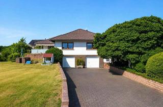 Haus kaufen in 35099 Burgwald, Wohnen auf einer Ebene – Exklusiver Bungalow mit Platz für die ganze Familien