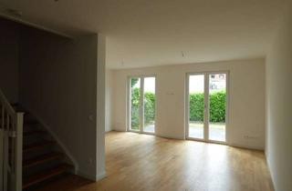Haus mieten in 22589 Iserbrook, Familienfreundliche Doppelhaushälfte mit Garten und direktem Zugang zur Tiefgarage