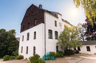 Anlageobjekt in 08340 Schwarzenberg, Markante Gewerbeimmobilie mit Vermietungs- und Entwicklungschancen
